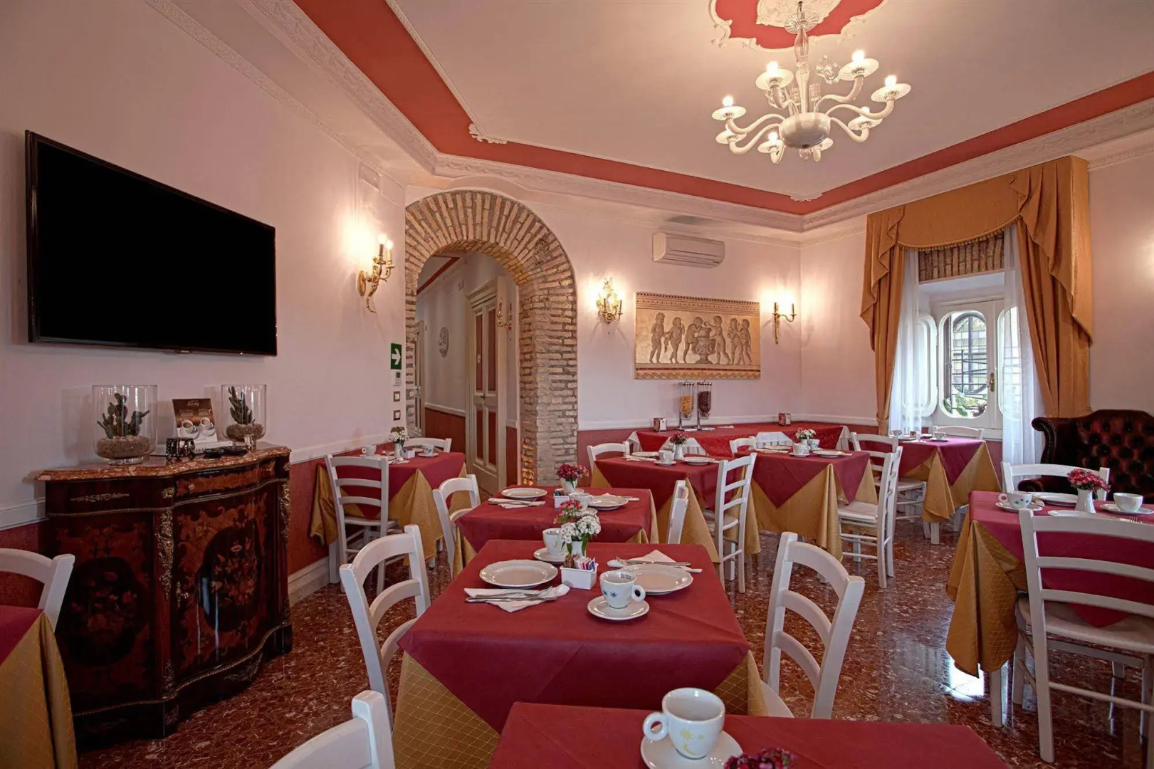 Navona Queen Rooftop