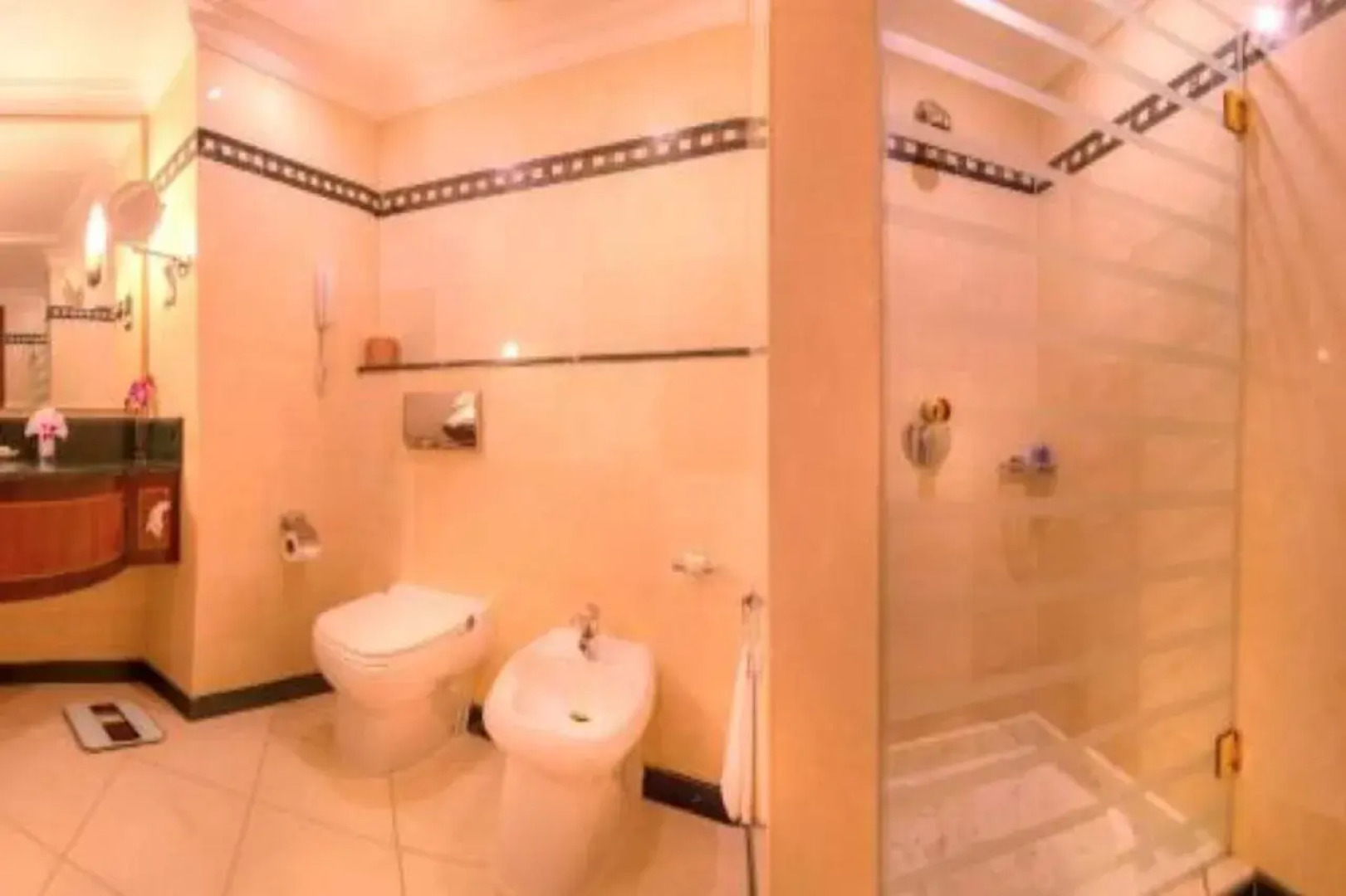 Отель Corniche Abu Dhabi