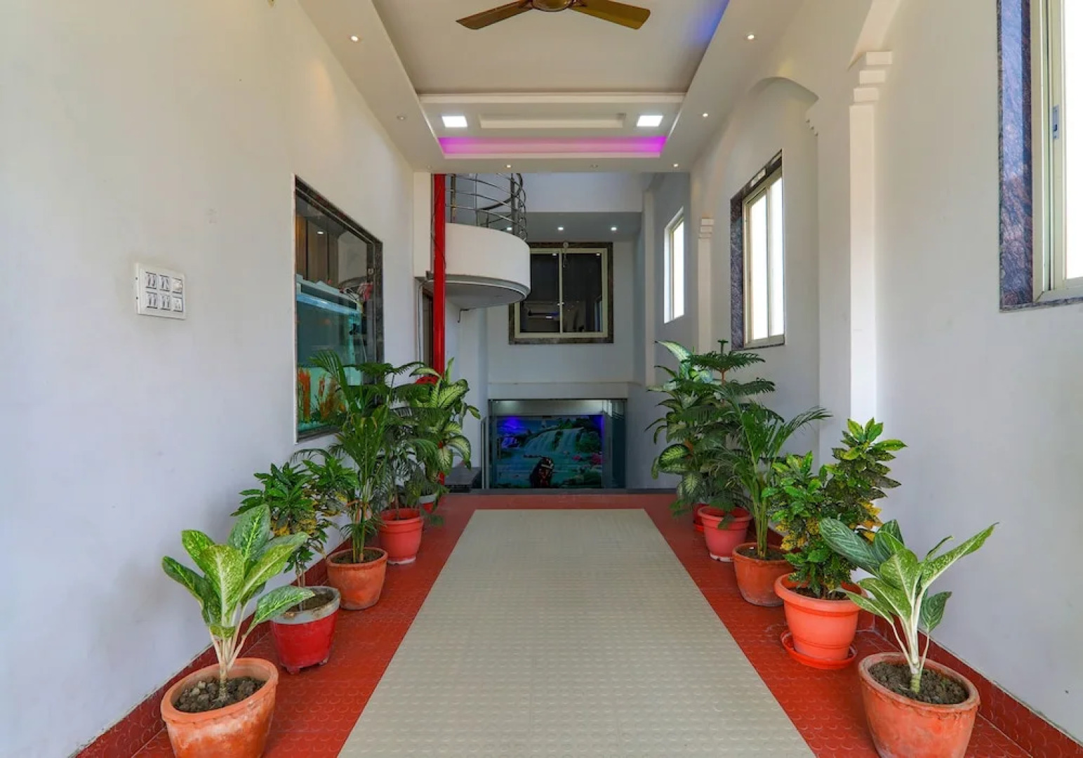 Hotel Moti Mahal by OYO Rooms