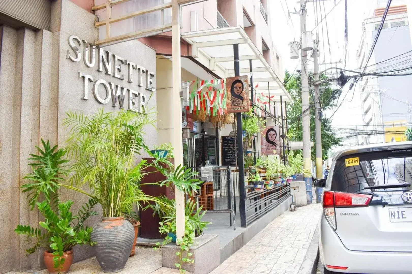 Sunette Tower Hotel