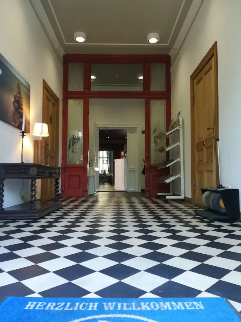 Schlösschen Sundische Wiese