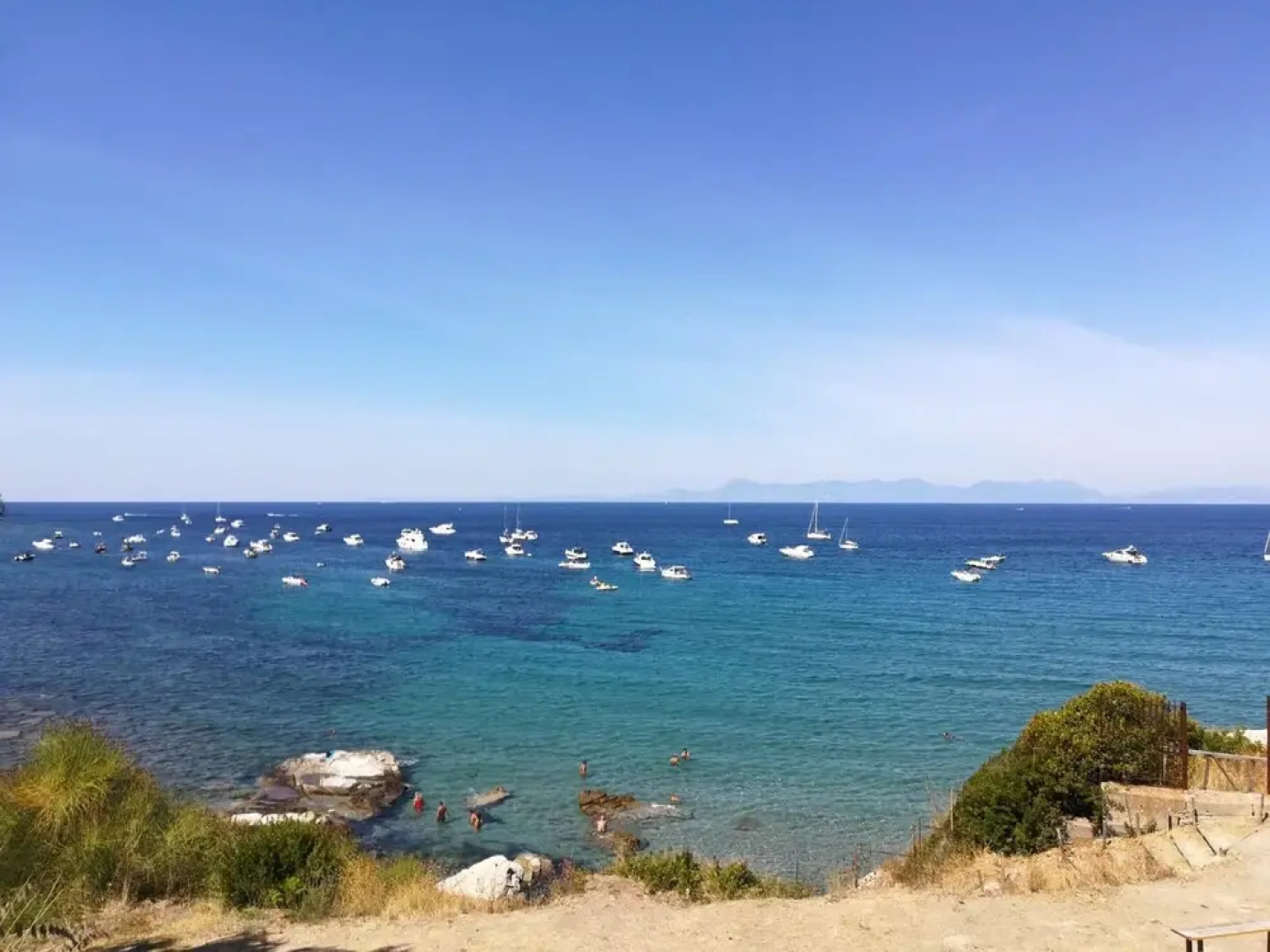 Studio in Ogliastro Cilento, With Wonderful sea View, Enclosed Garden and Wifi Near the Beach