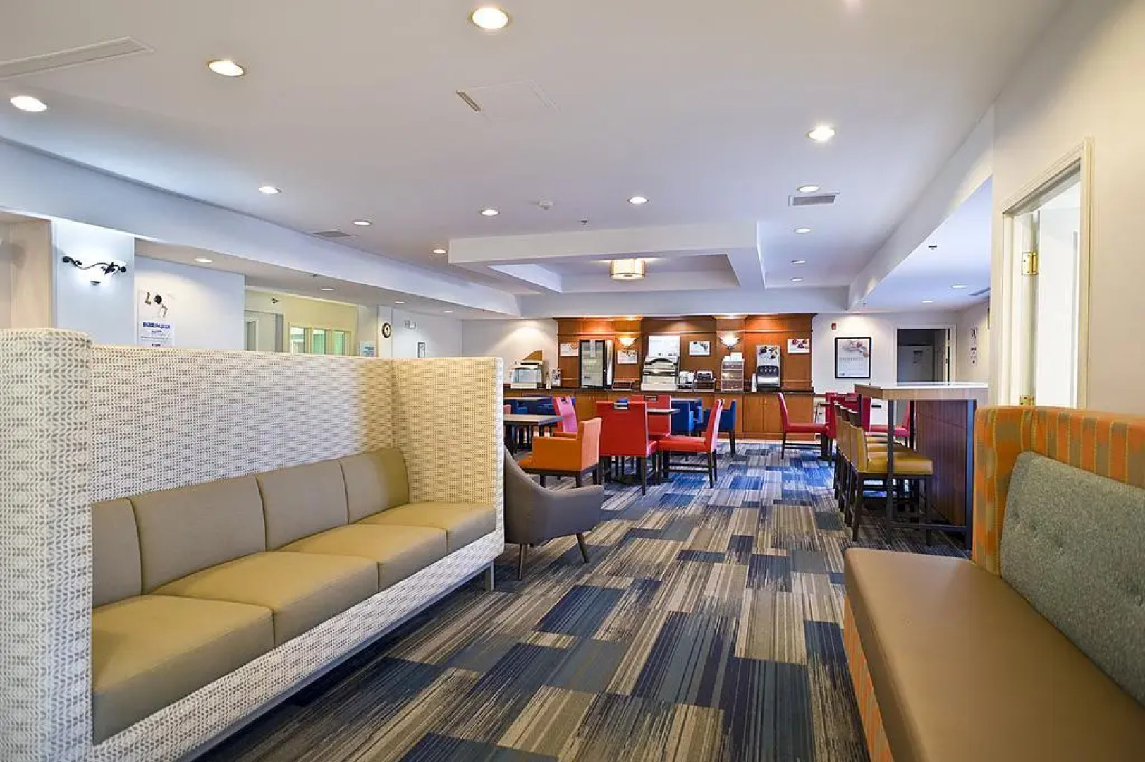 Holiday Inn Express Hotel & Suites Vermillion by IHG