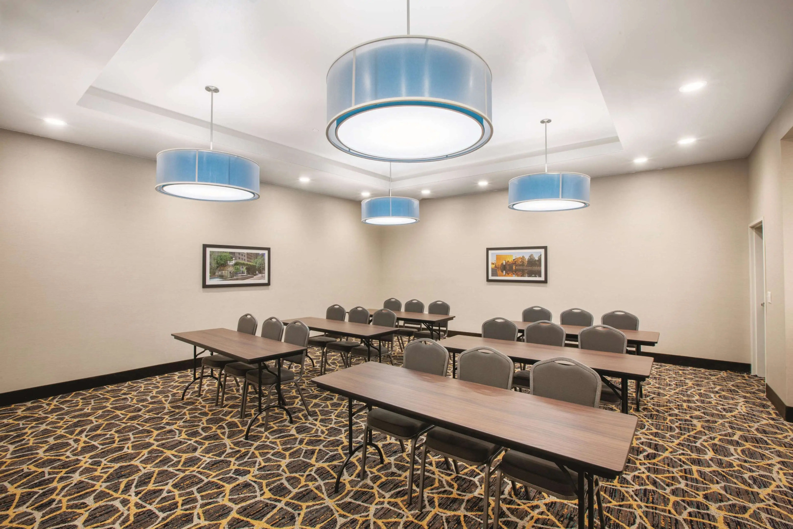 La Quinta Inn & Suites by Wyndham Tulsa Broken Arrow