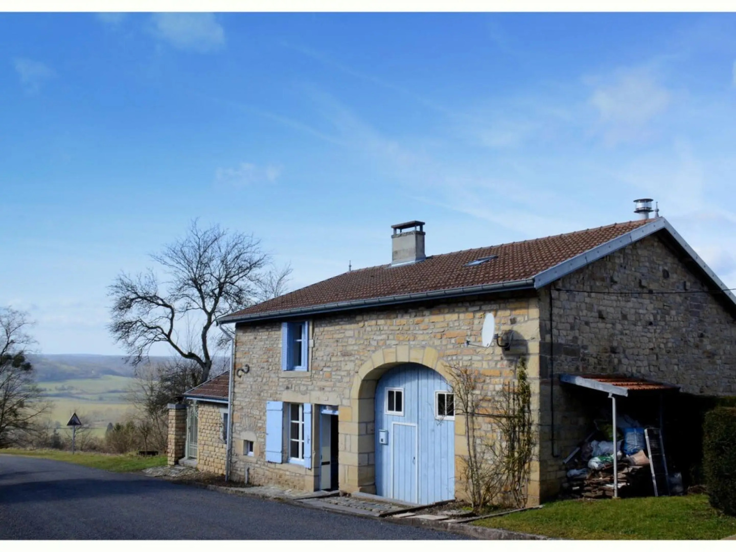 Alluring Holiday Home on Border of Champagne and Burgundy
