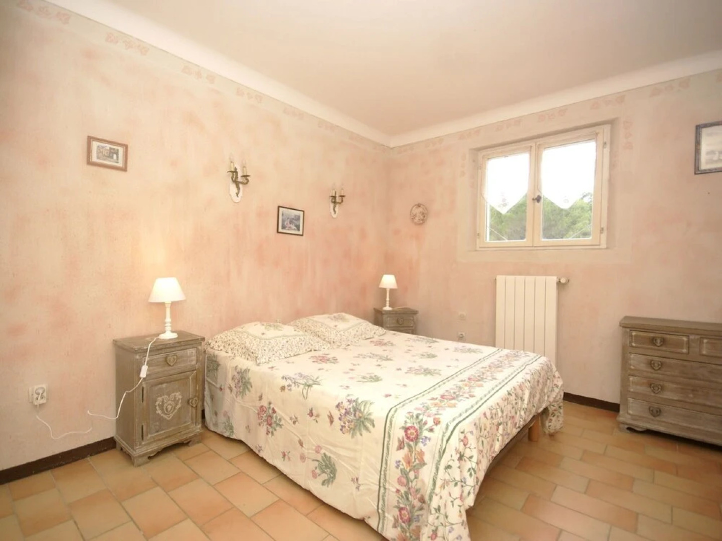 Sweet Holiday Home With a Large Lawn, Swimming Pool, Privacy and Close to Cute Villages