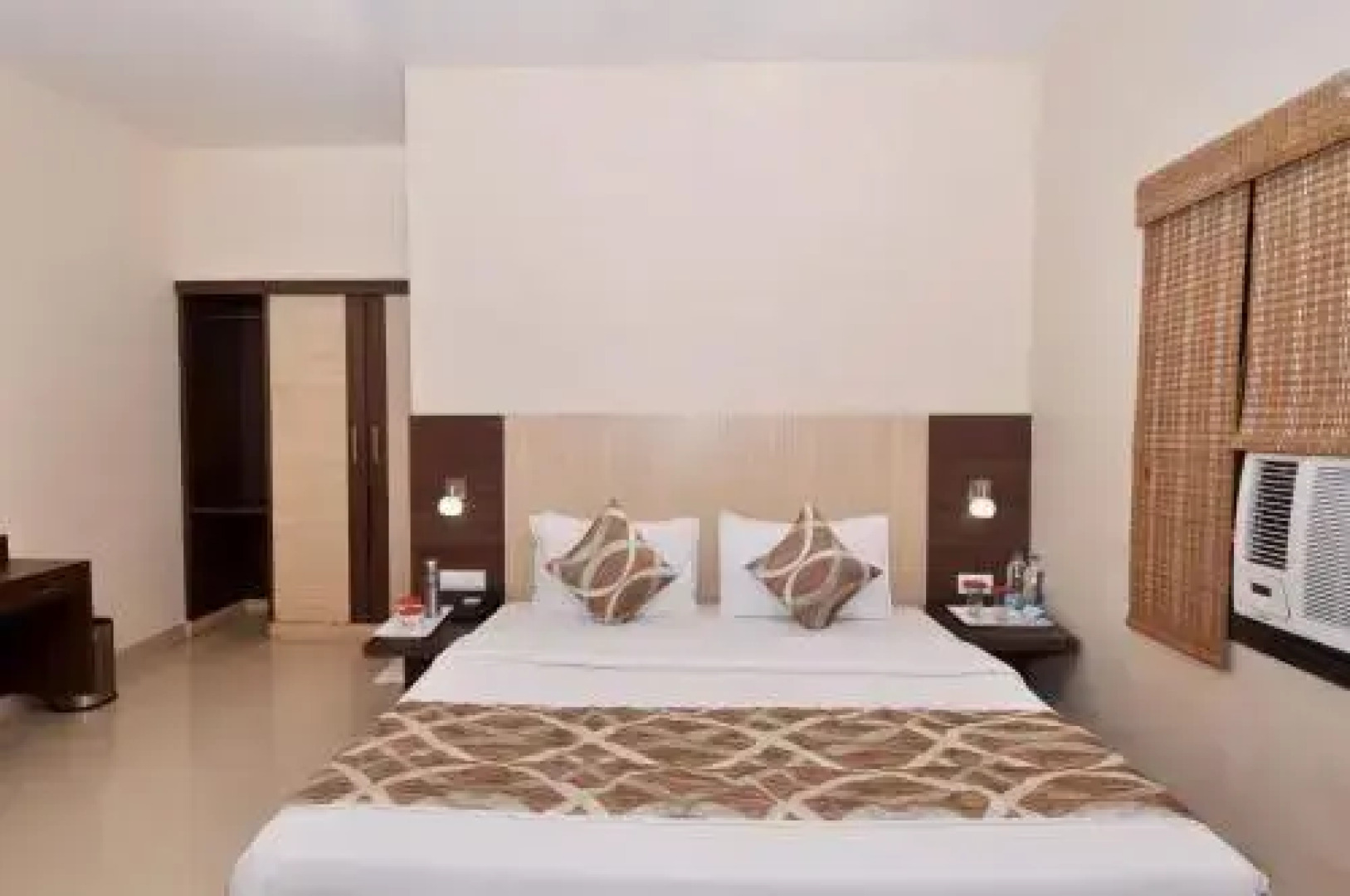Sivamurugan Hotels