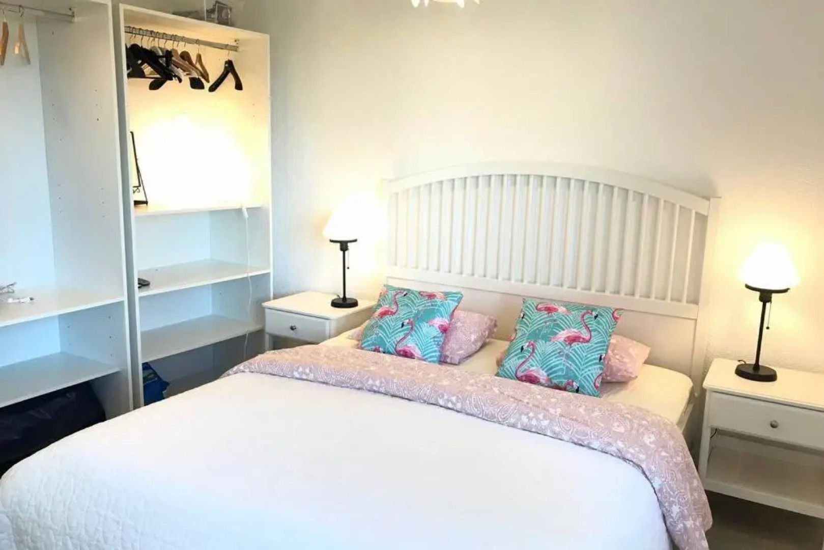 Stunning 6-bed Villa in Etoy