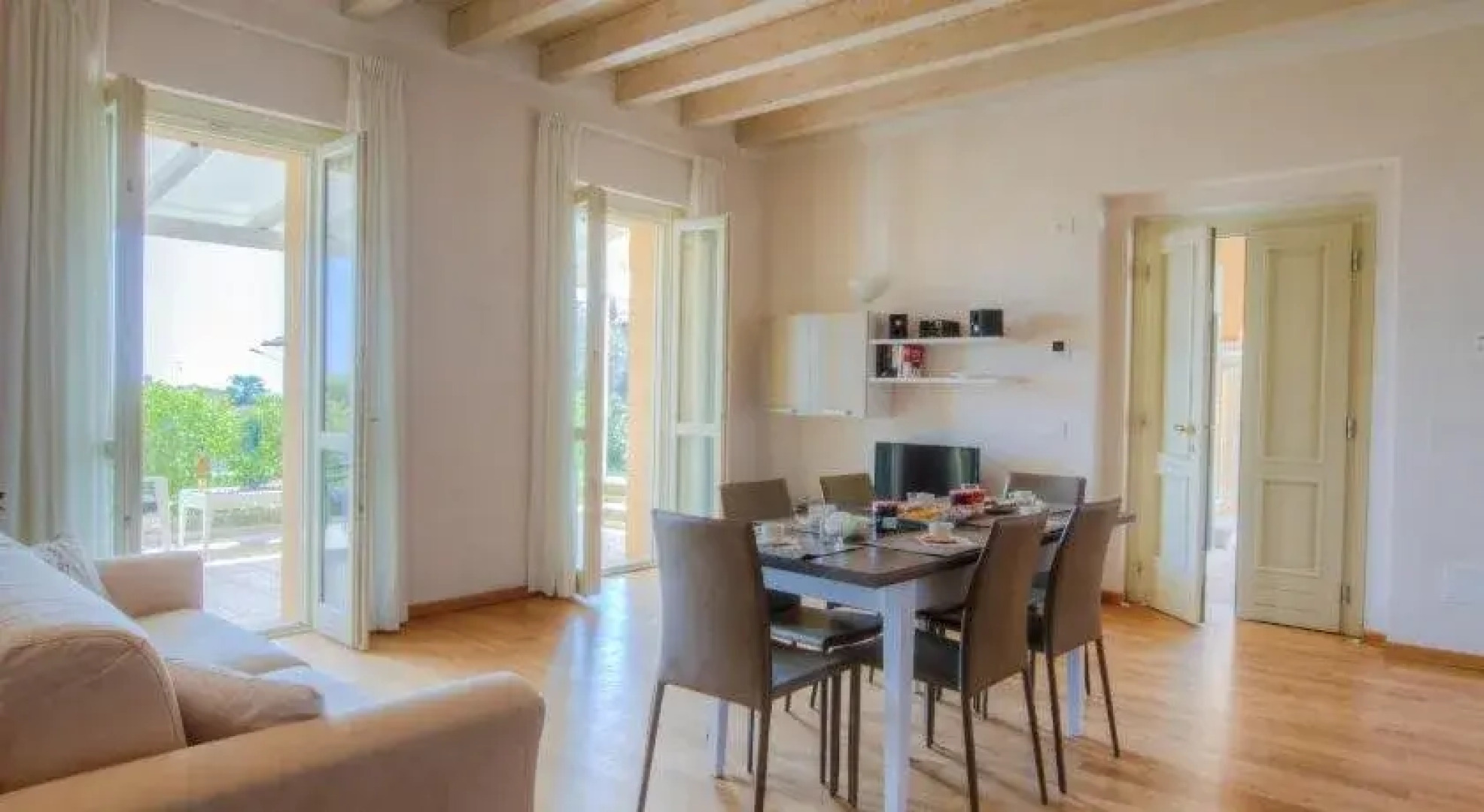 Polpenazze Halldis Apartments