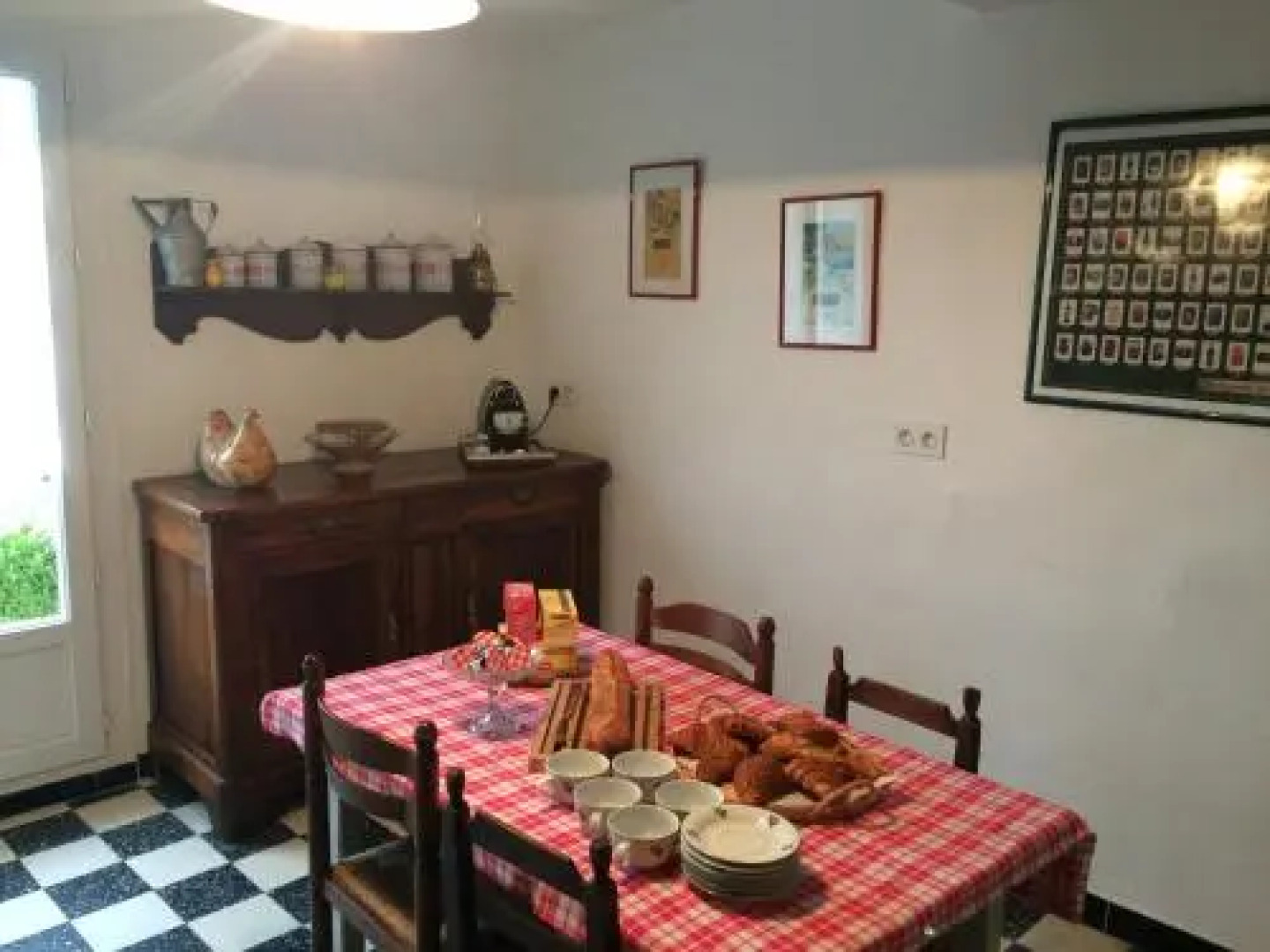 Aniane Maison Renovee avec Jardin et Boulodrome