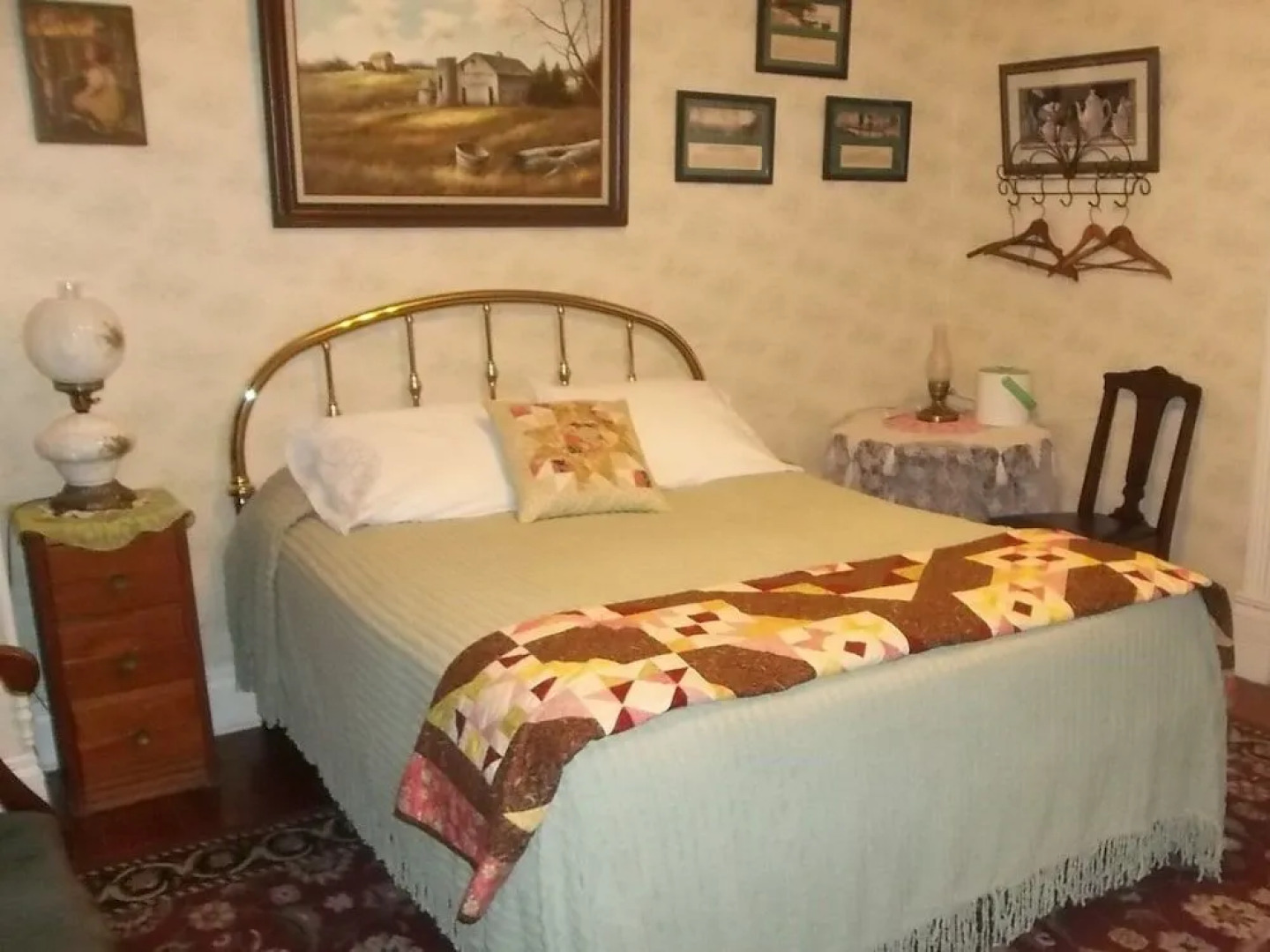 Stauer House Bed and Breakfast