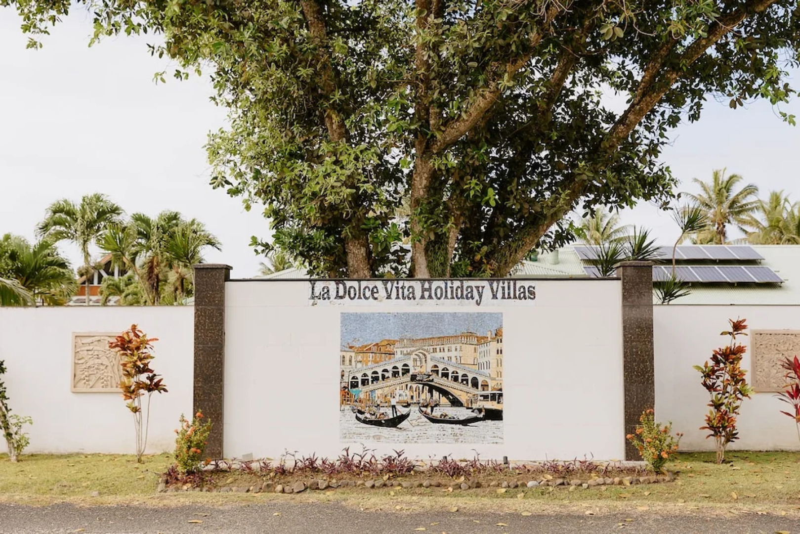 La Dolce Vita Holiday Villas