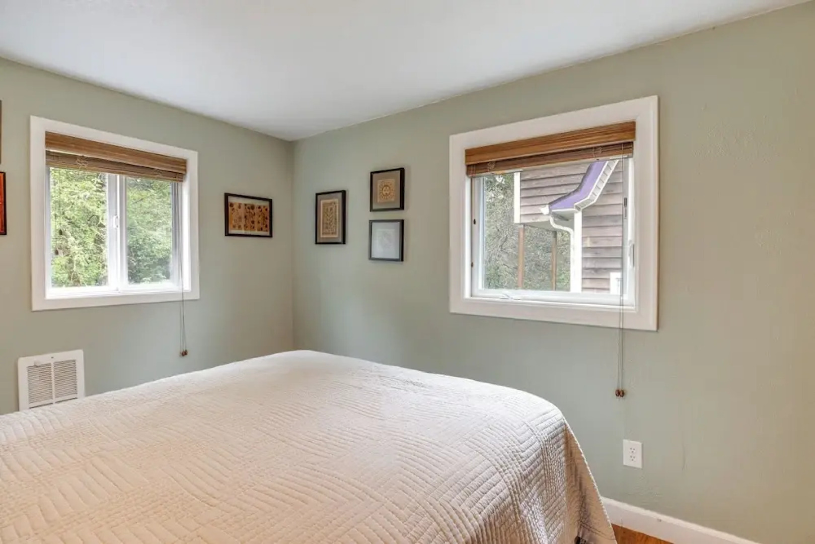 Quaint Tillamook Getaway Near Netarts Bay