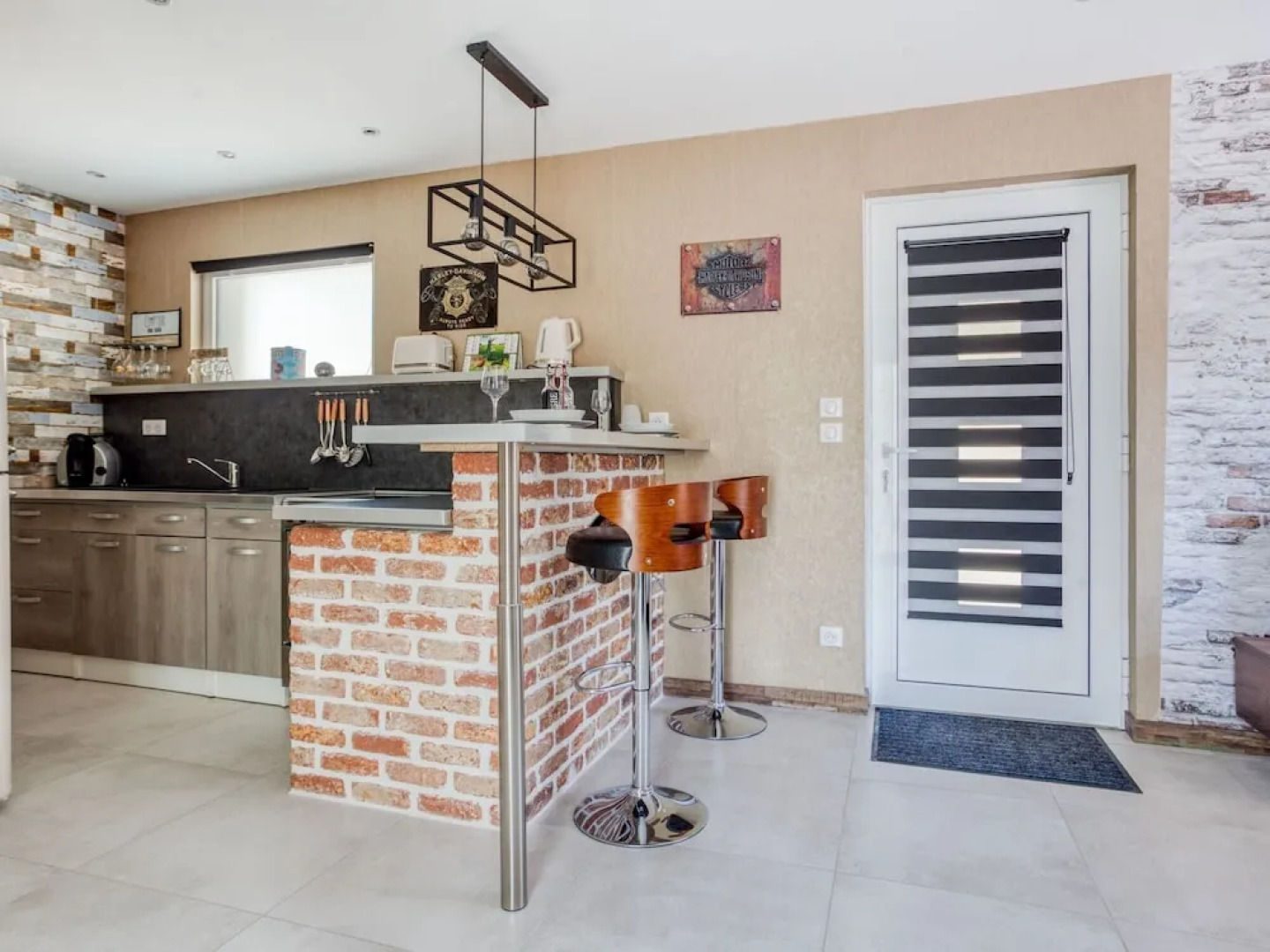 Cosy Apartment in Eperlecques with Fireplace