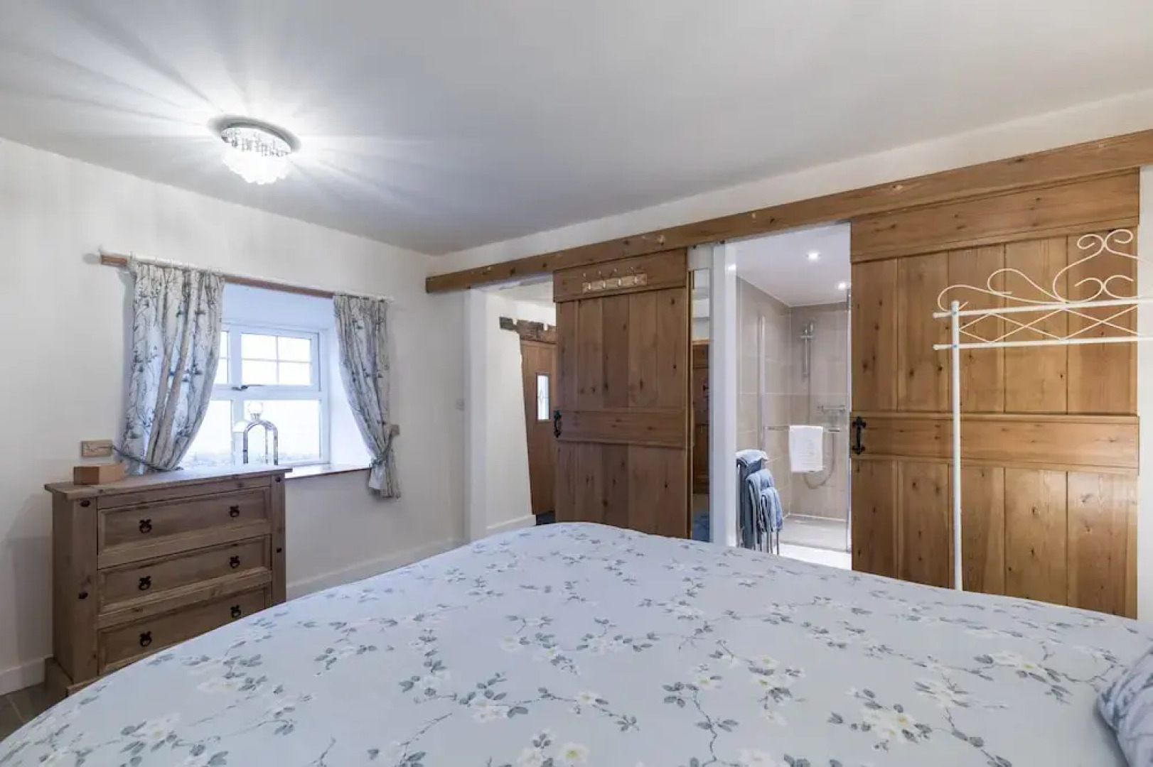 The Stables at Brambles Farm - Sleeps 2, Wifi