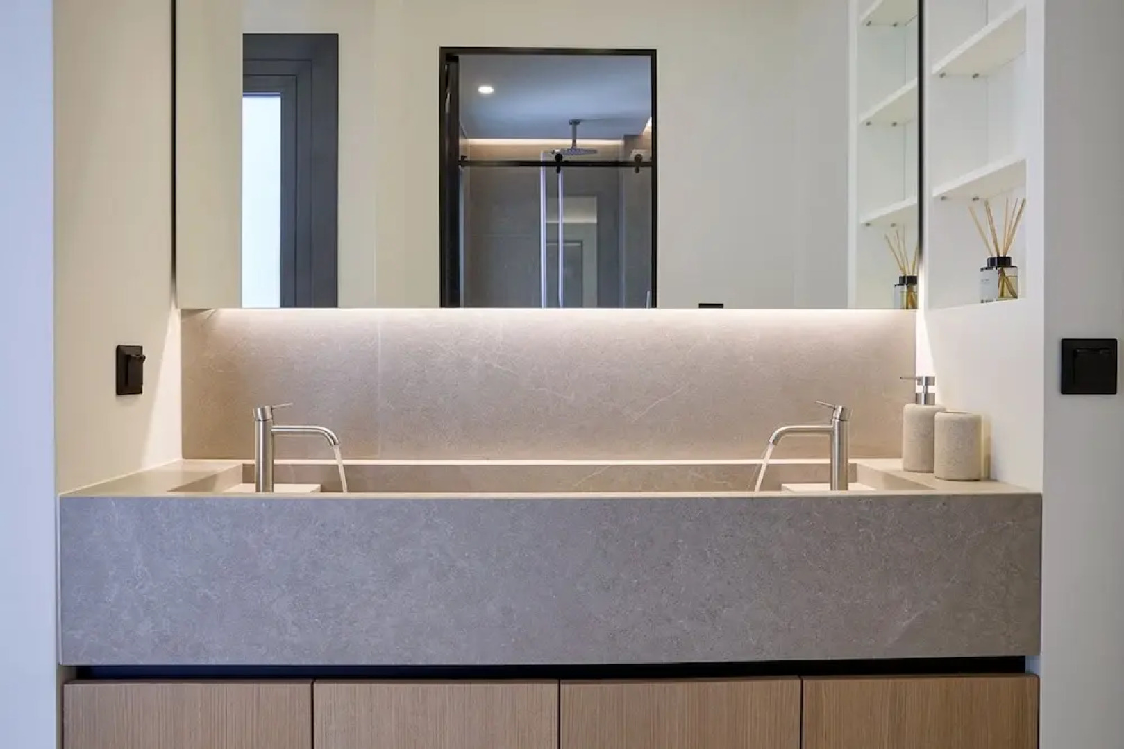 Fasma Suites Luxury Apartments in Piraeus