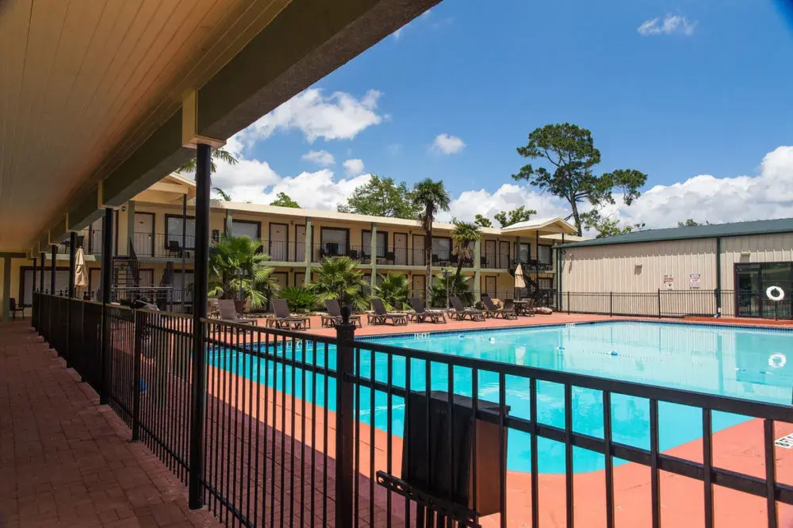 Ramada Houston Intercontinental Airport East