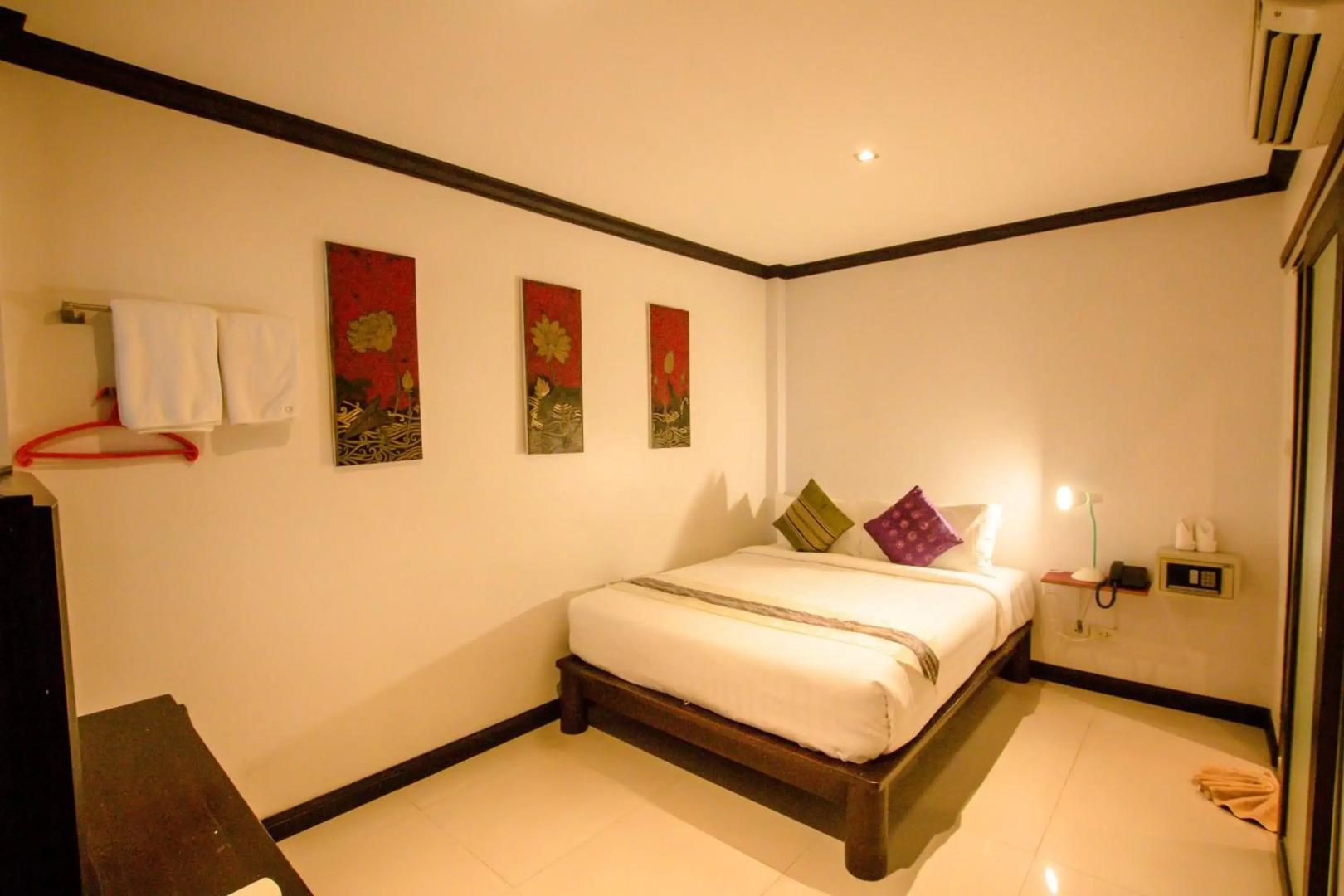 Queen Boutique Hotel