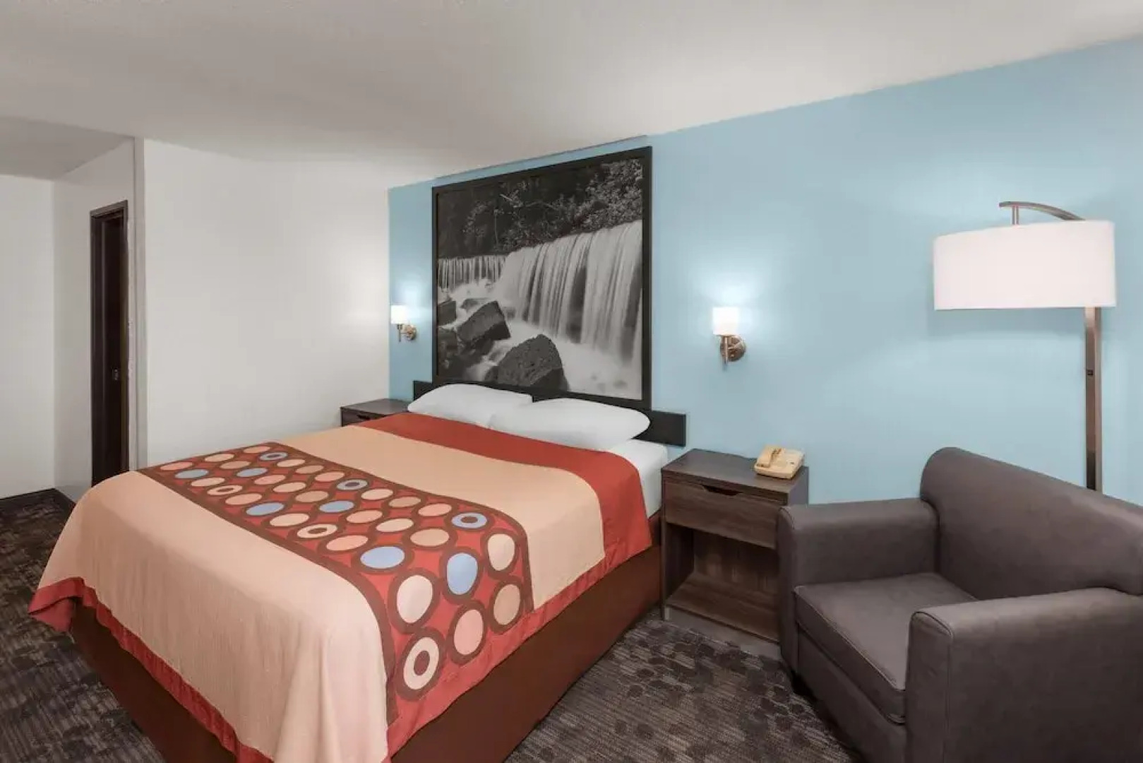 Super 8 by Wyndham Rock Port MO