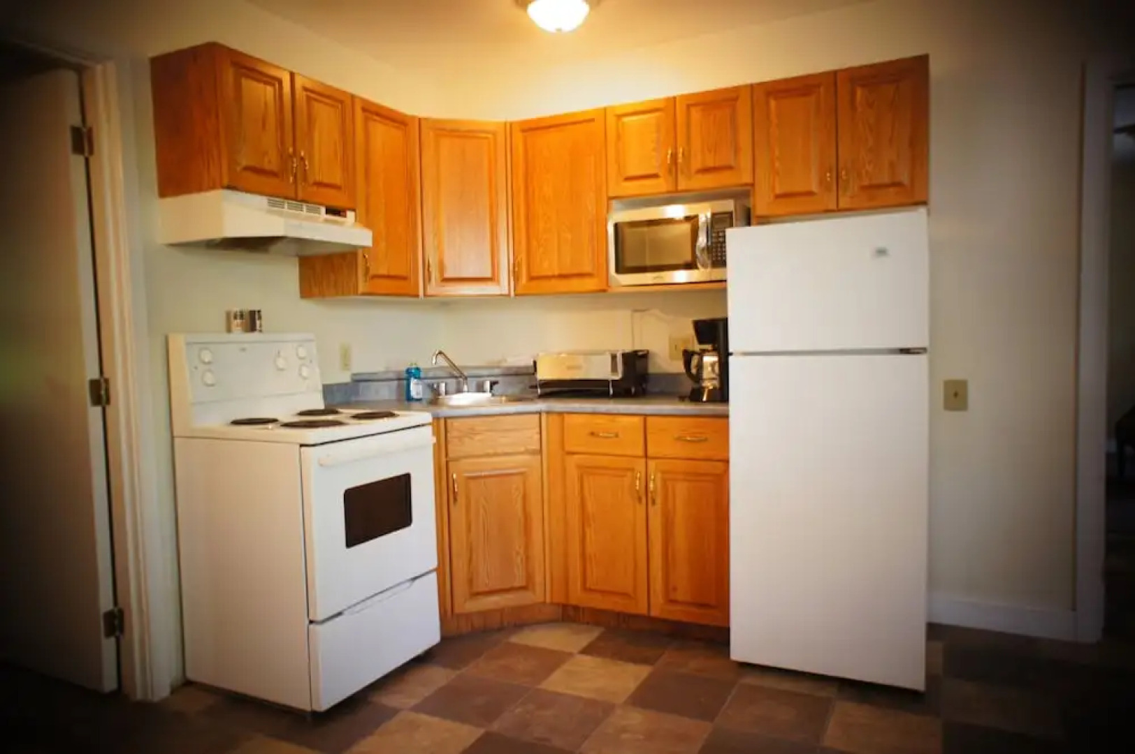 Silverwood Inn & Suites