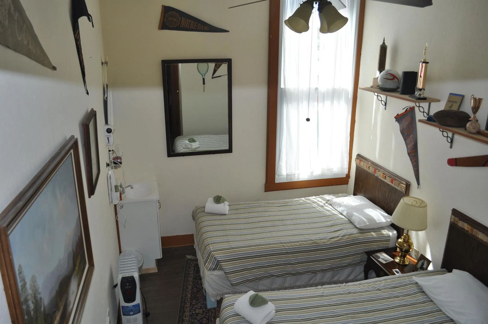 Historic Grand Canyon Hotel