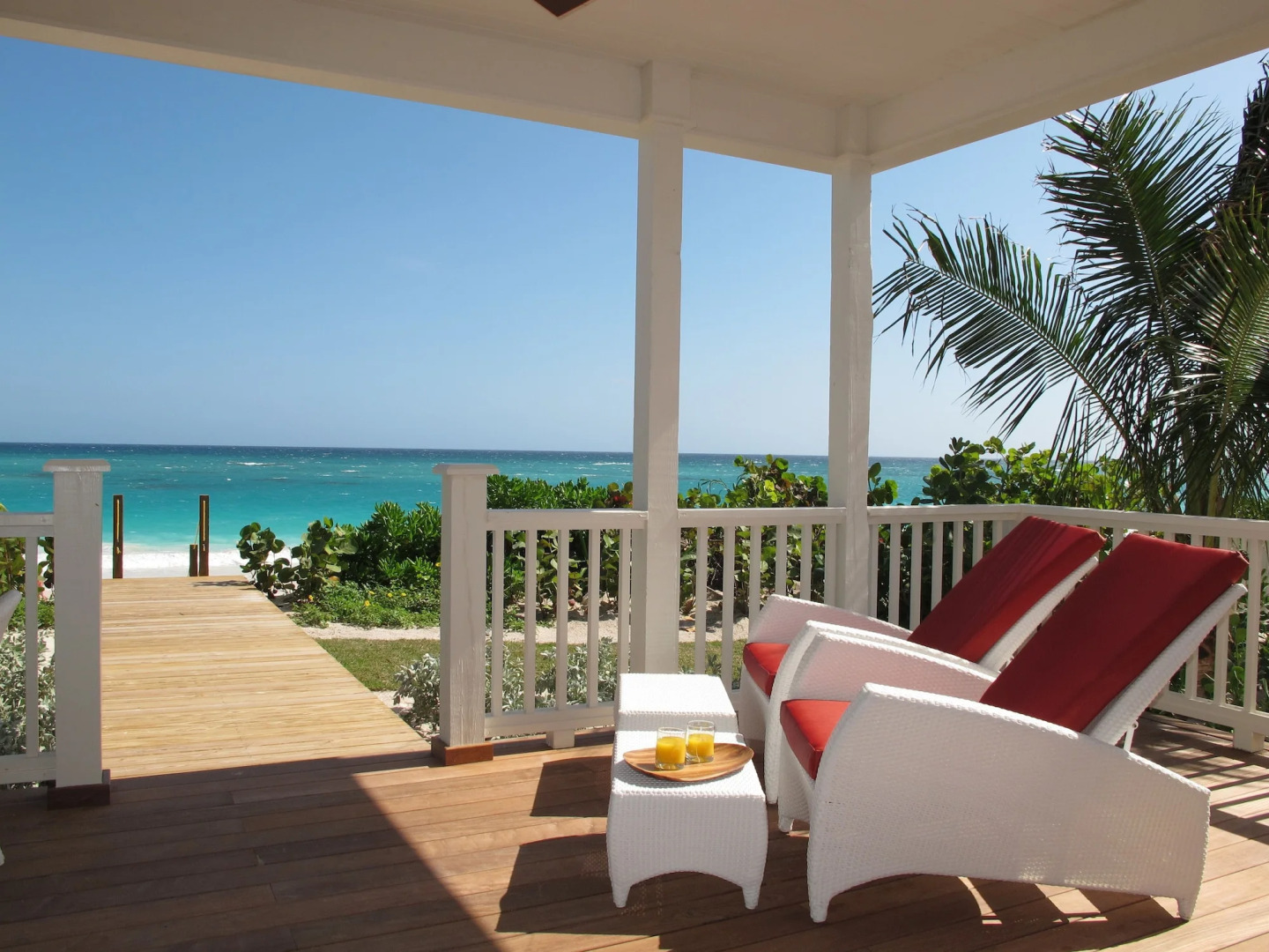 Coral Sands Inn & Cottages