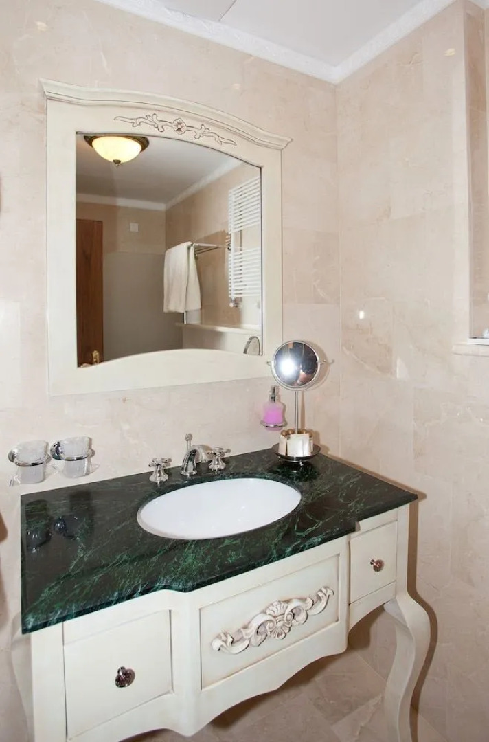 Casino & Hotel ADMIRAL Skofije