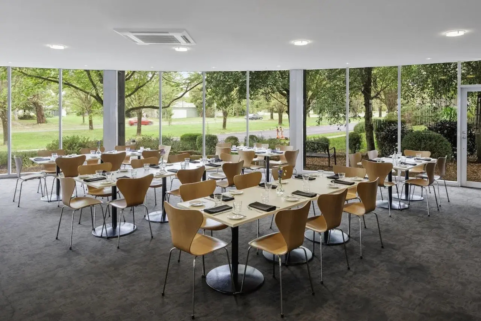 Ramada Encore by Wyndham Belconnen Canberra