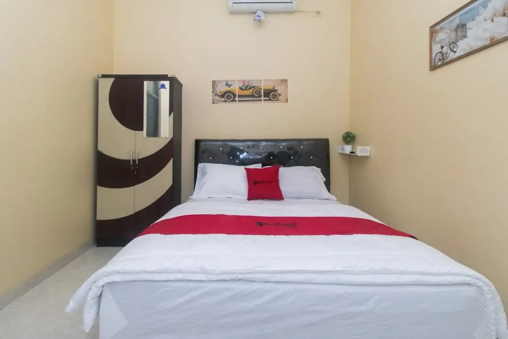 RedDoorz Syariah near Stasiun Madiun