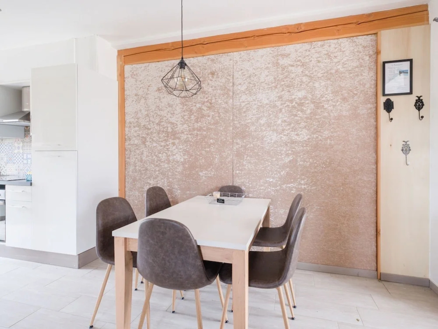 Elegant Mansion With Swimming Pool, Terrace, Sun-loungers