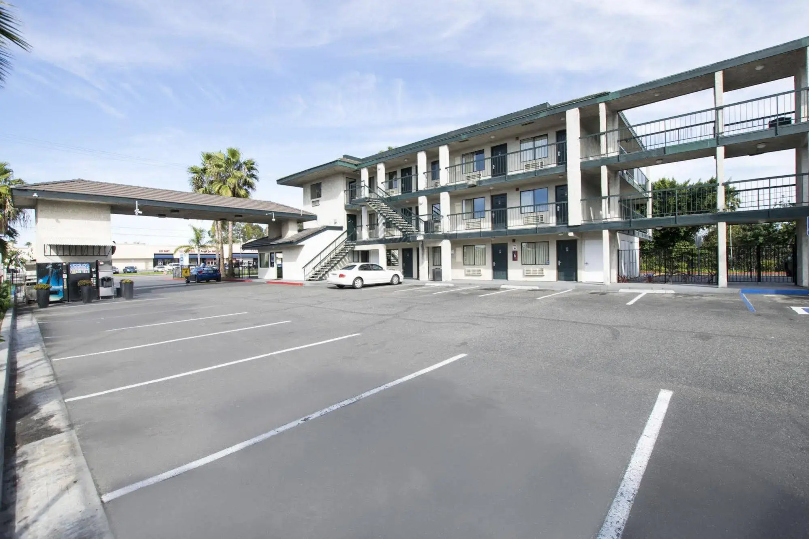 Morada Inn - Near Garden Grove Park