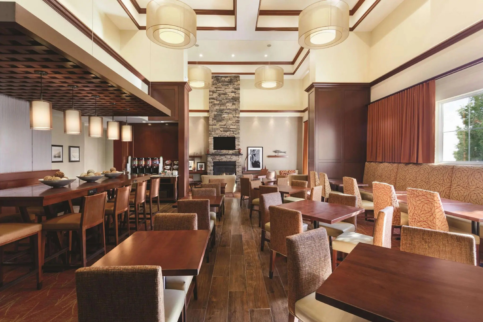 Hampton Inn & Suites Mystic