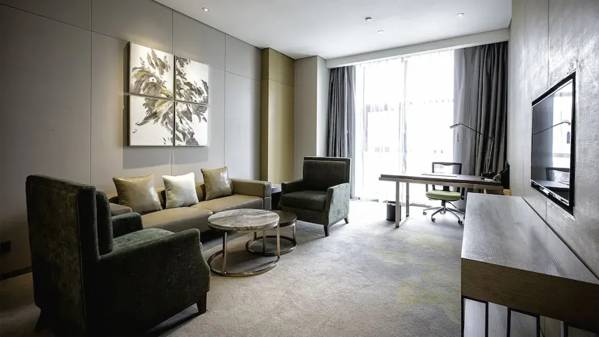 Holiday Inn Baoji Central by IHG