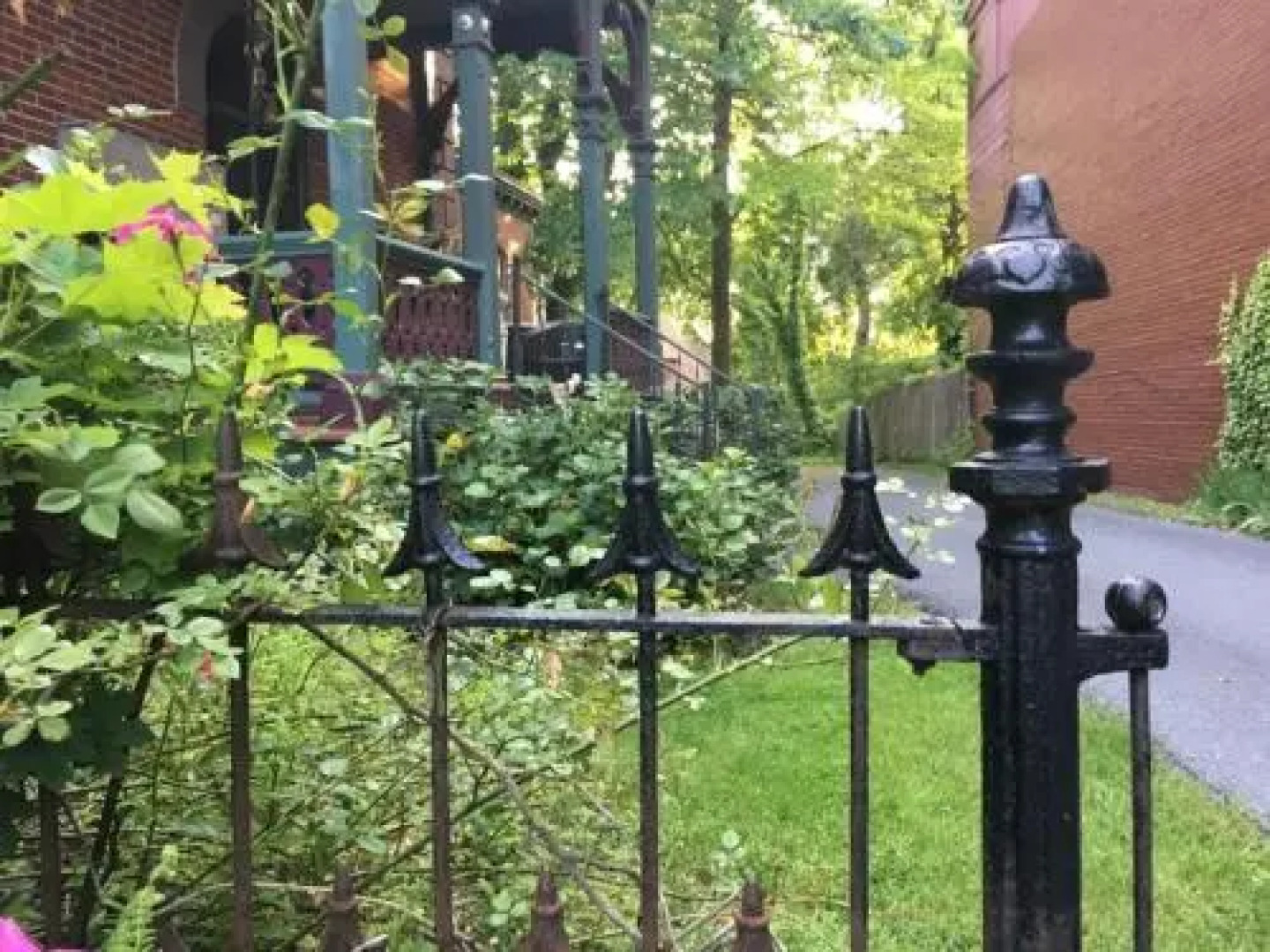 Overlook Mansion Bed and Breakfast