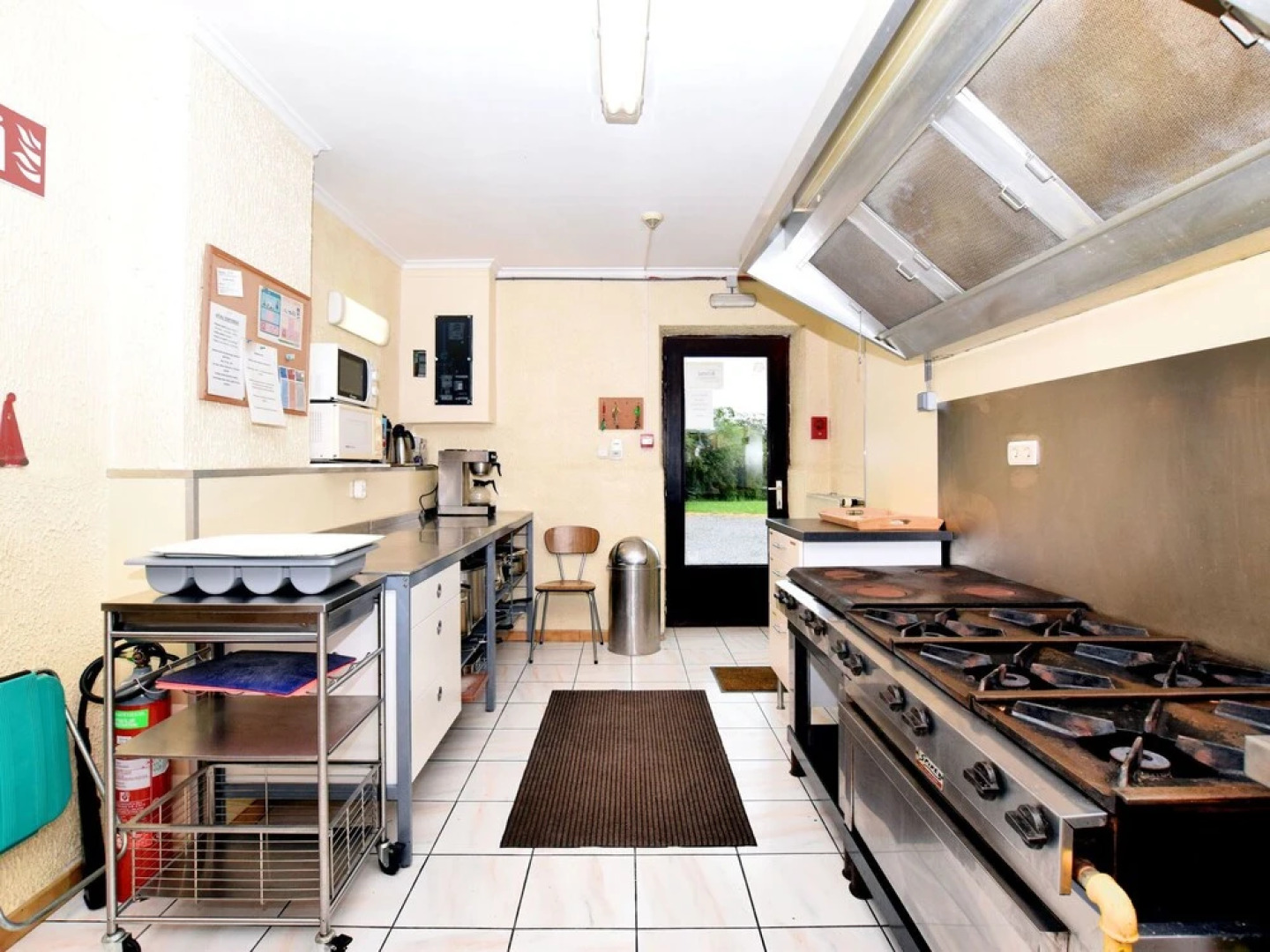 Cozy Holiday Home in Somme-Leuze with Private Swimming Pool