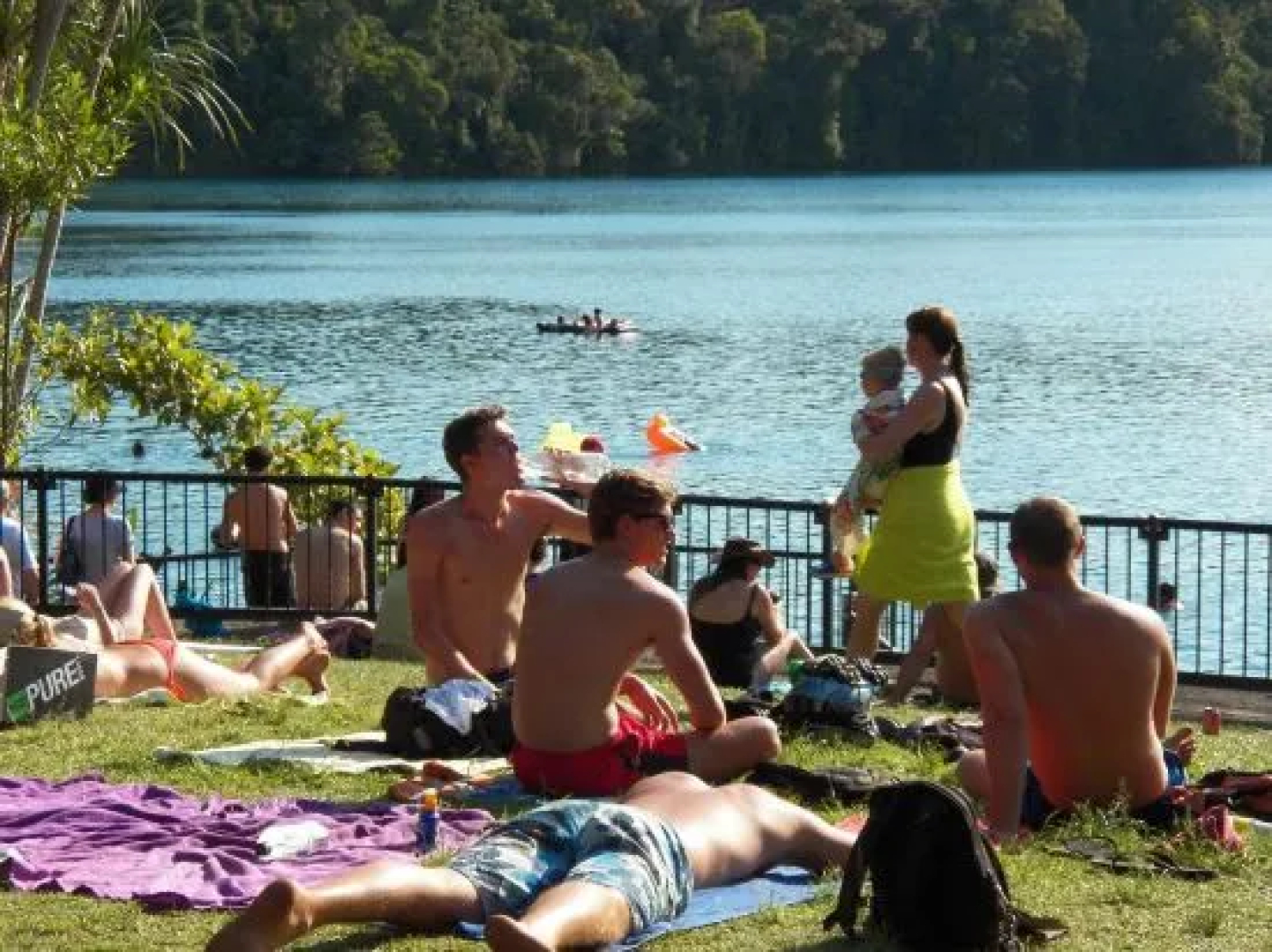 Lake Eacham Tourist Park & Self Contained Cabins