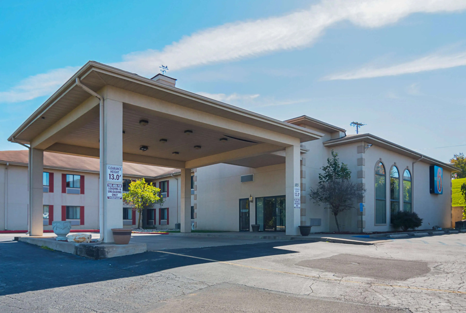 Motel 6 Hannibal, MO