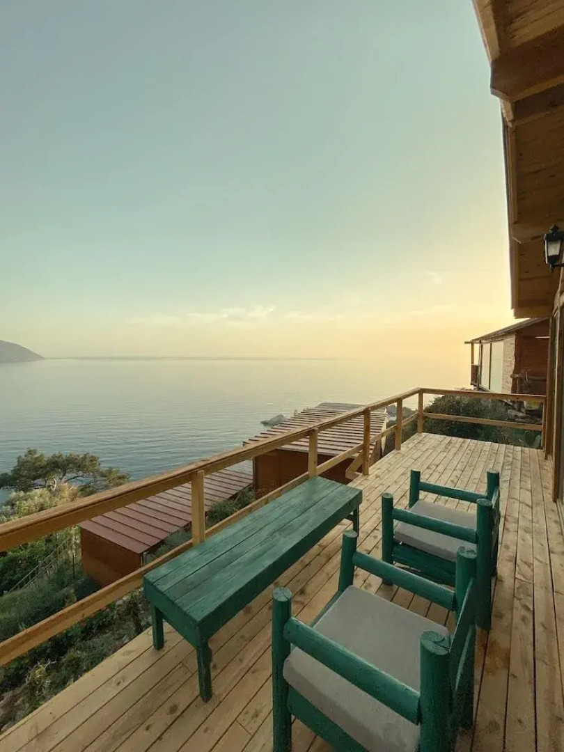 Shambala Lodge Hotel