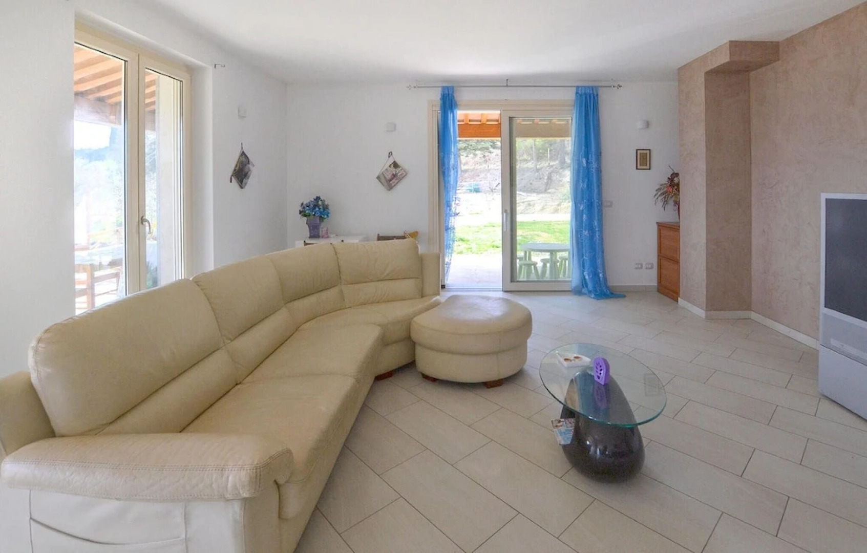 Beautiful Apartment in Monte S.maria Tiberina With Outdoor Swimming Pool, Wifi and 3 Bedrooms
