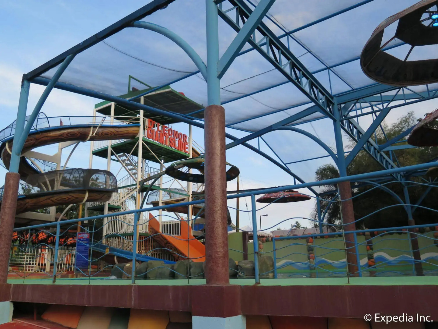 D' Leonor Inland Resort And Adventure Park