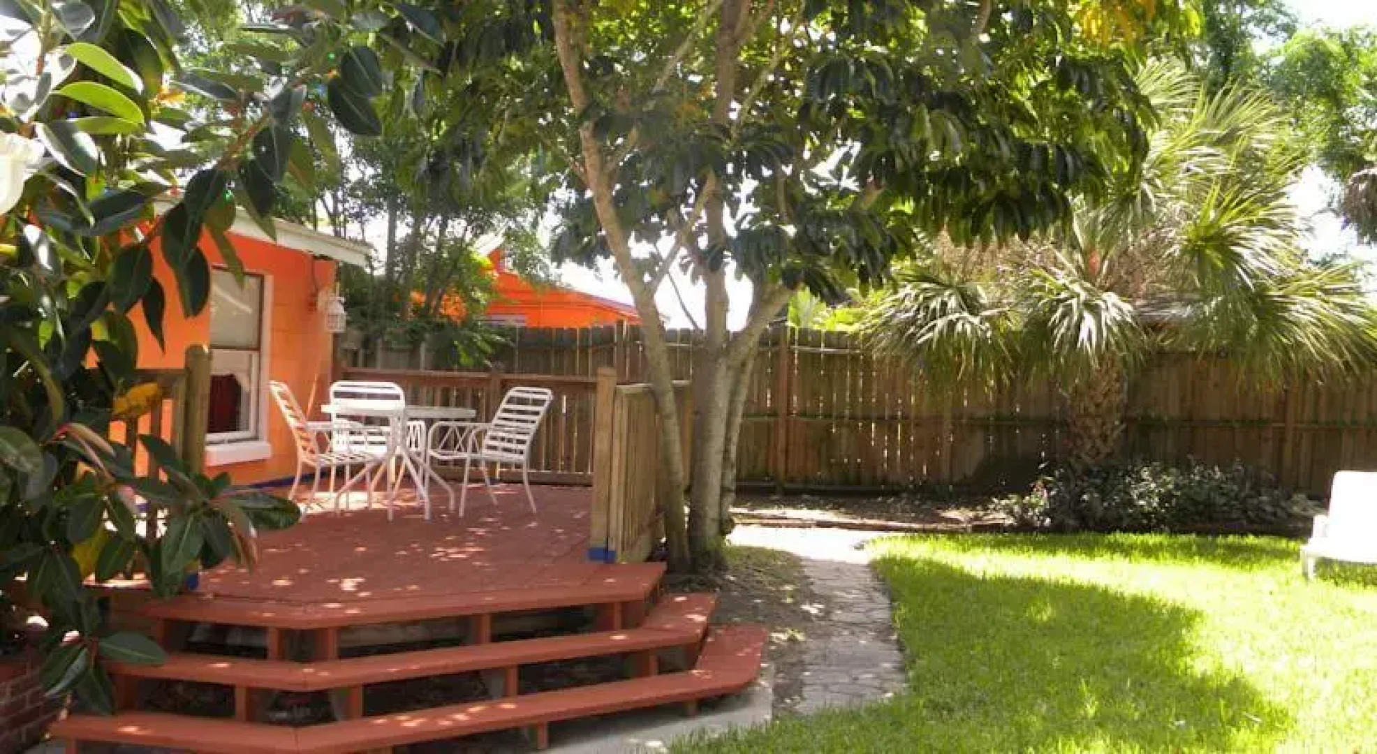 Ormond Beach Cottage by the Sea