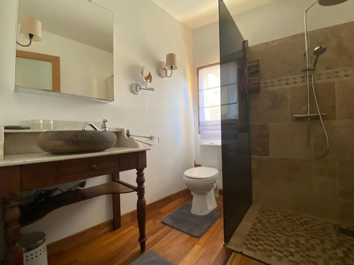 Superbe T2 avec très grande terrasse vue sur mer