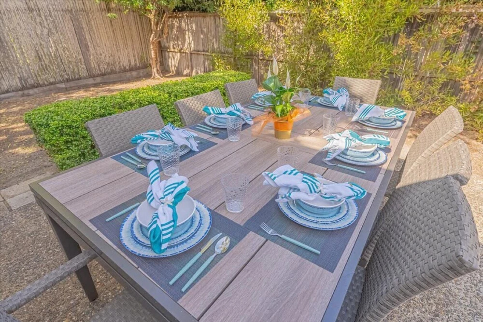 Pebble Beach Barking Seals - 5min Walk to the Beach!