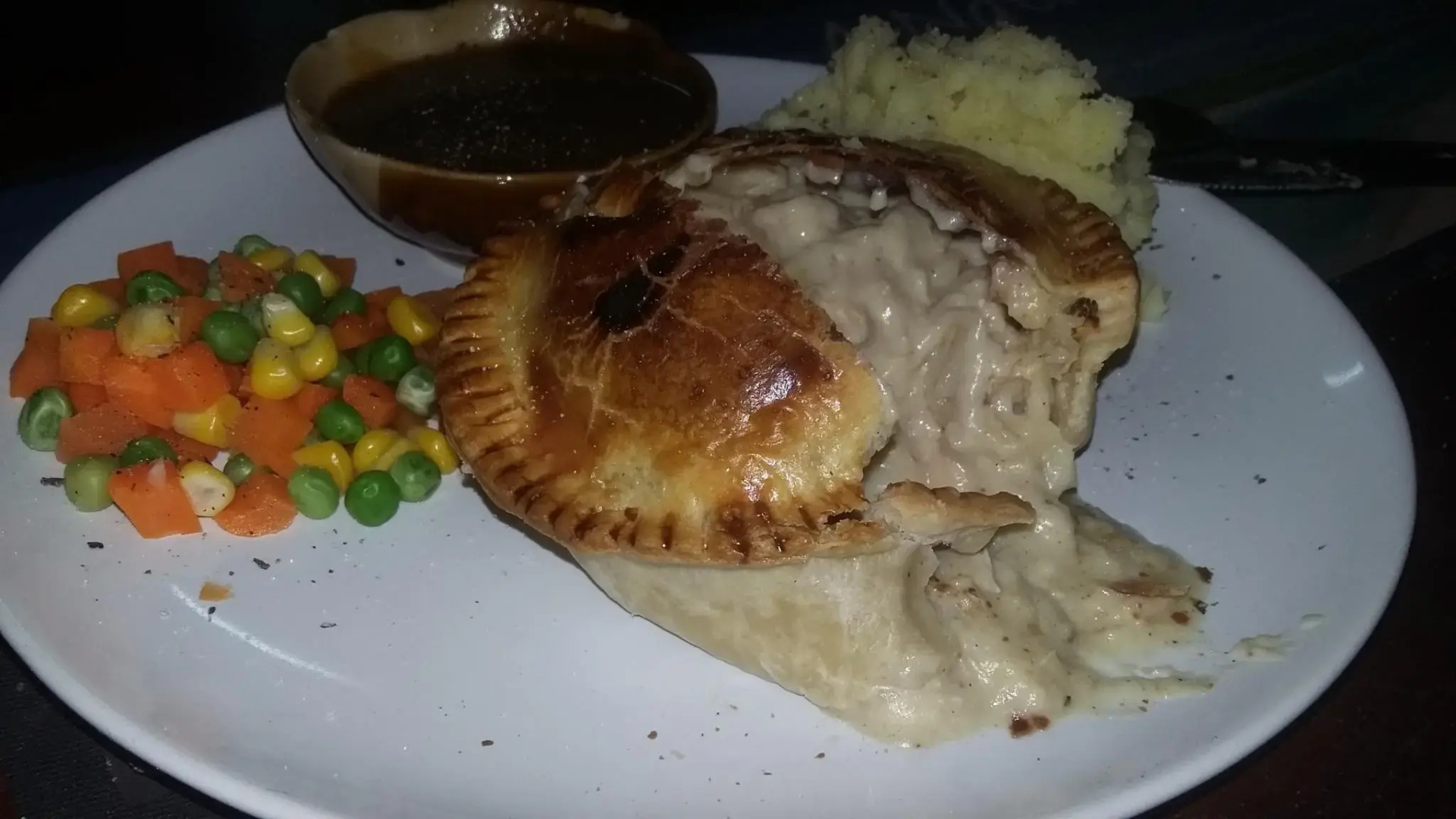 Farang Bar Guesthouse