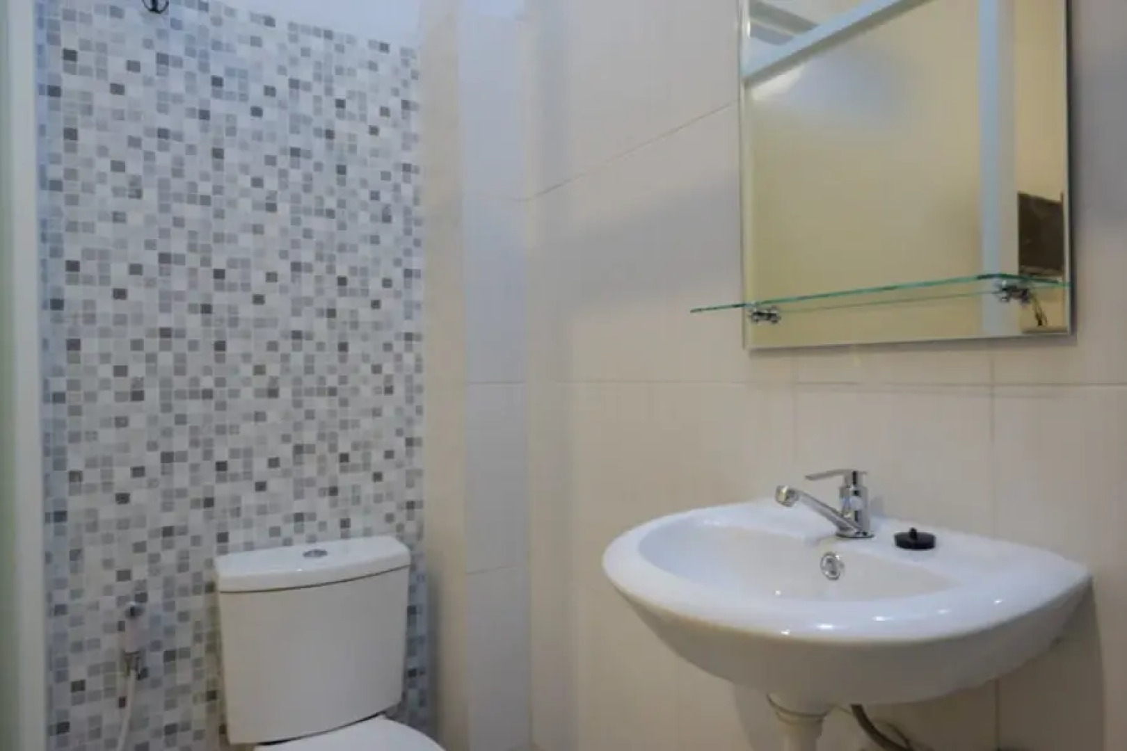 RedDoorz near Tamansari Shopping Center Salatiga