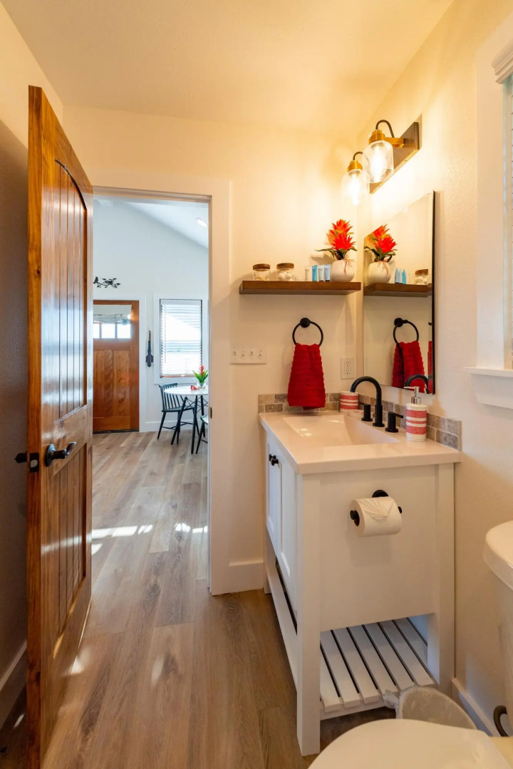 The Cardinal Cabin 15MIN to Magnolia & Baylor