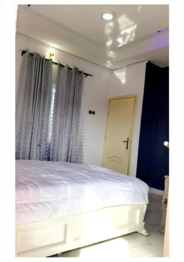 Immaculate 3-bed House in Owerri With Garden