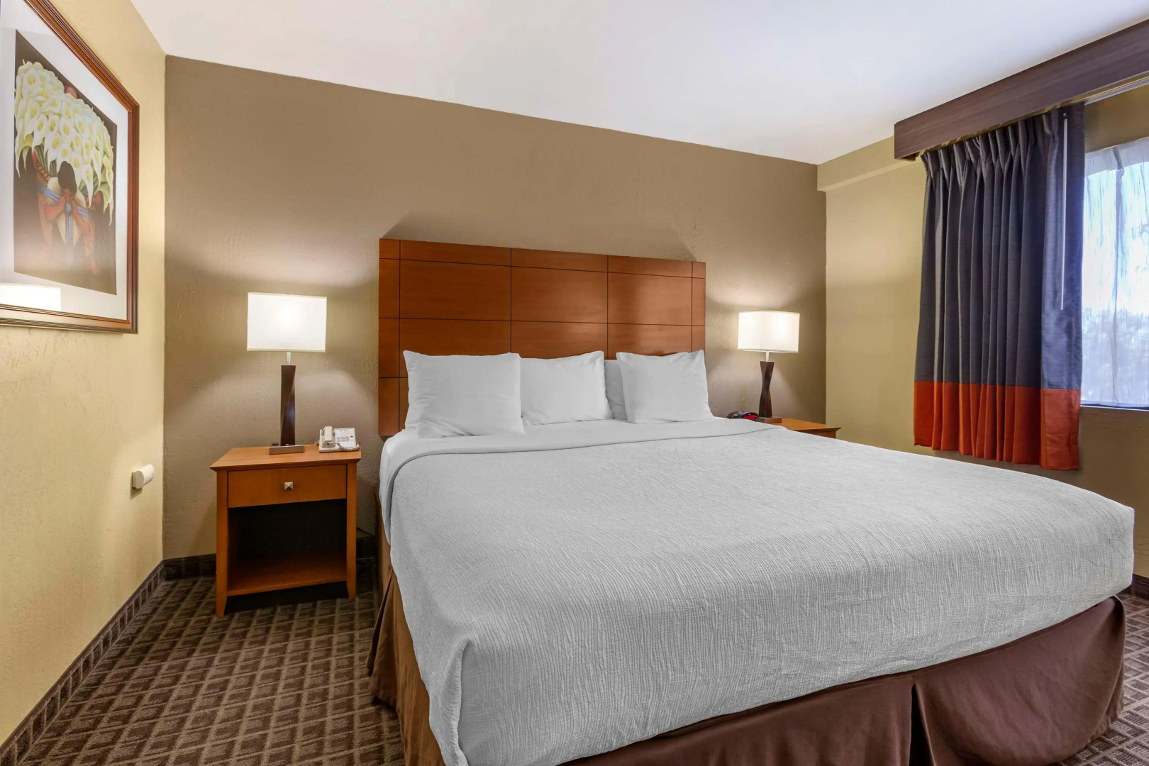 Best Western Plus Scottsdale Thunderbird Suites