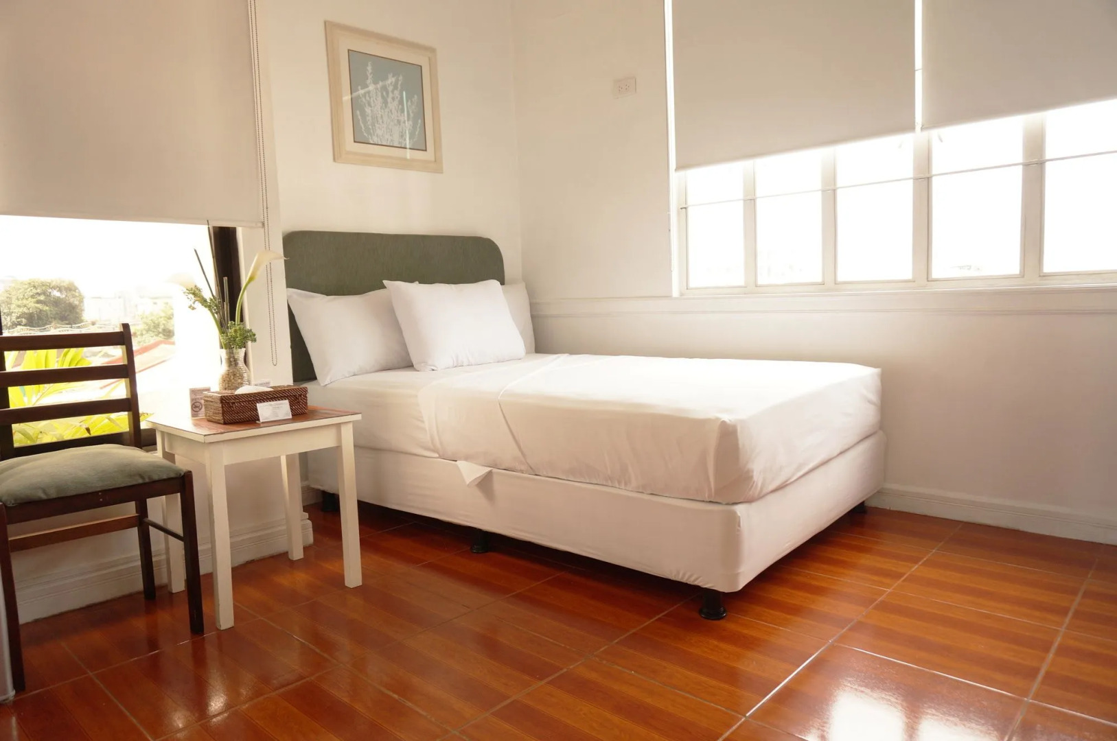 Makati Riverside Inn