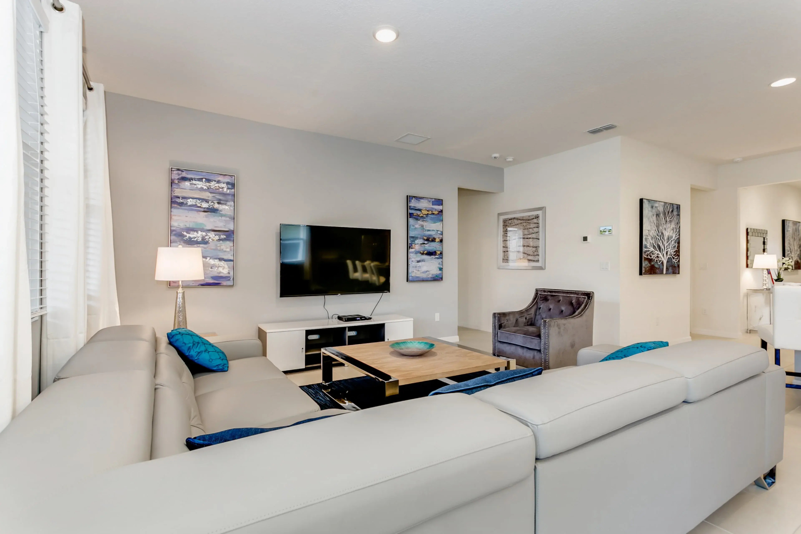 7036OAKWOOD villa